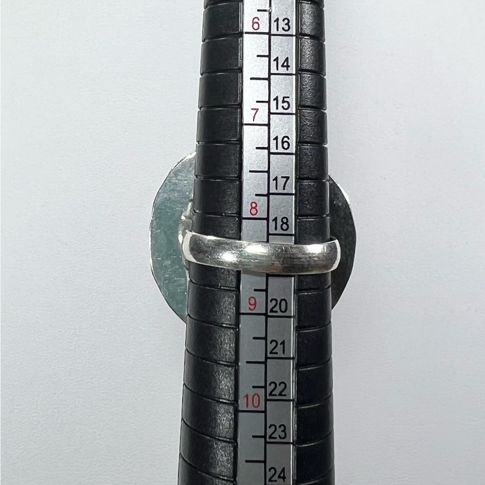 Moonstone 925 Gemstone Circle Ring size 8.25 - Picture 3 of 6